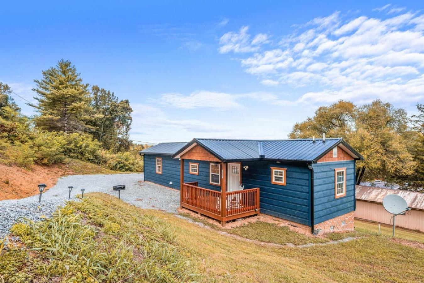 Brand New Tiny Cabin! A Bearly Adventure เซอเวียร์วีล ภายนอก รูปภาพ