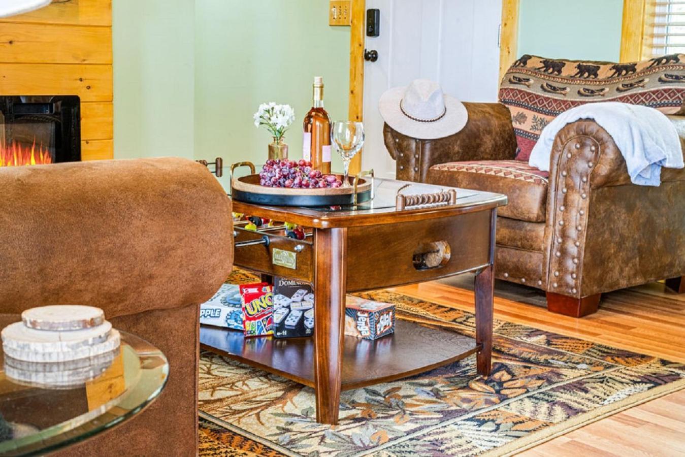 Brand New Tiny Cabin! A Bearly Adventure เซอเวียร์วีล ภายนอก รูปภาพ